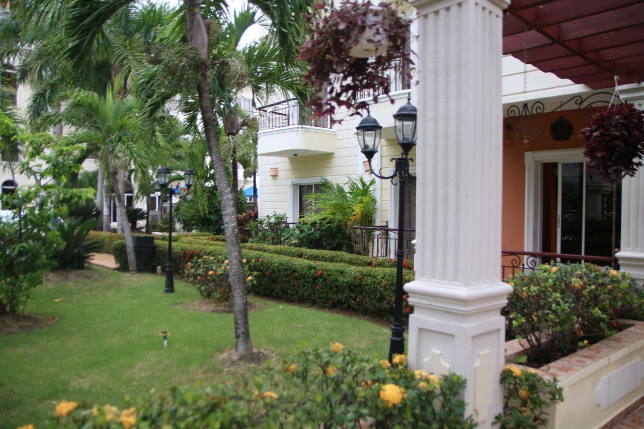 Hotel Dominicana Plus Bávaro Extérieur photo