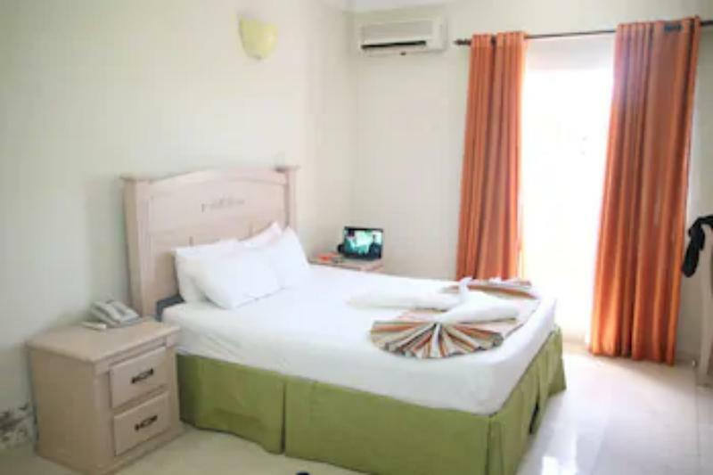 Hotel Dominicana Plus Bávaro Extérieur photo